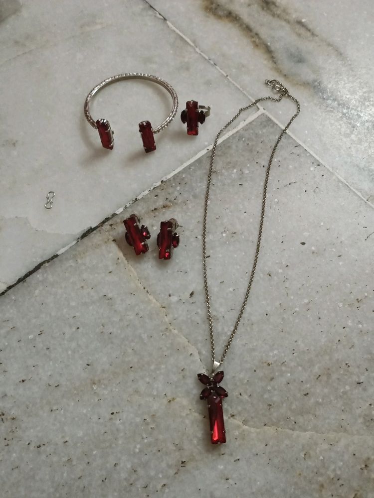 Jewellery Set