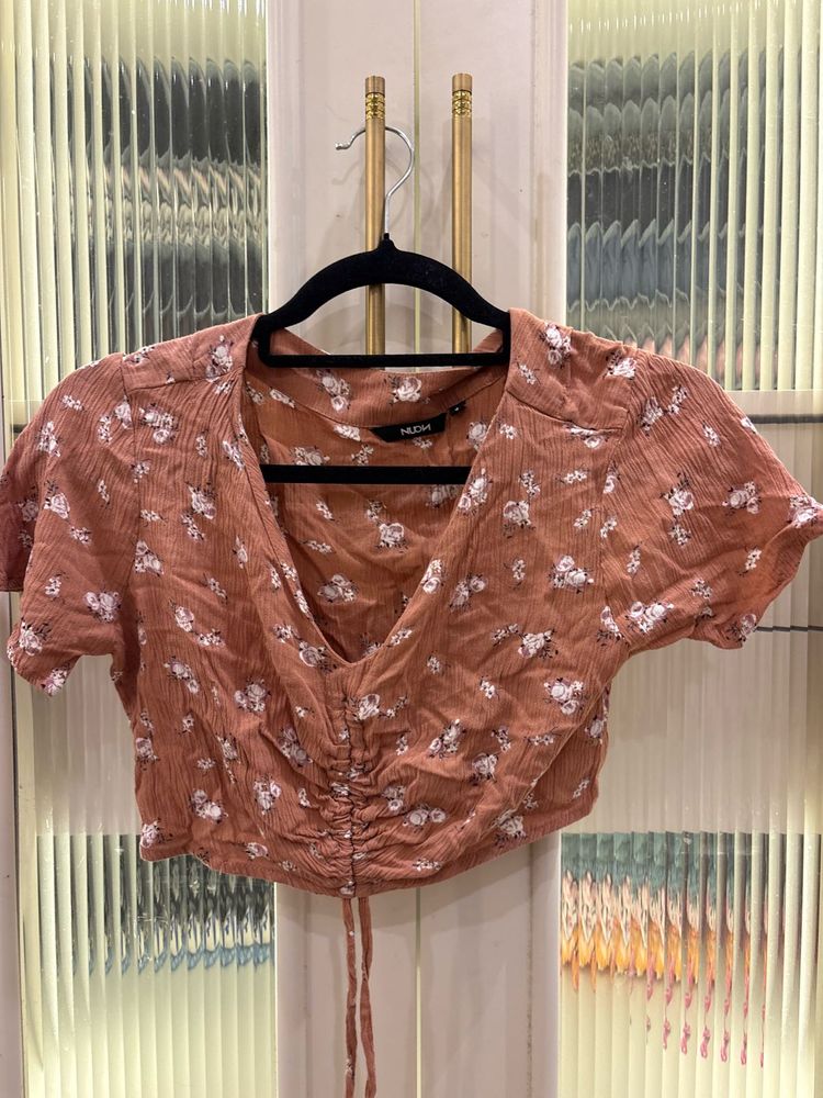 Cute Floral Ruched Crop Top