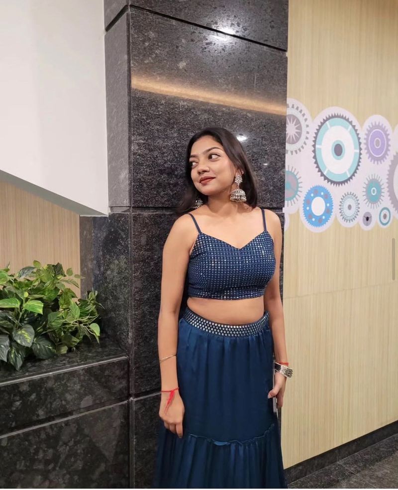 elegant royale blue skirt and blouse small size