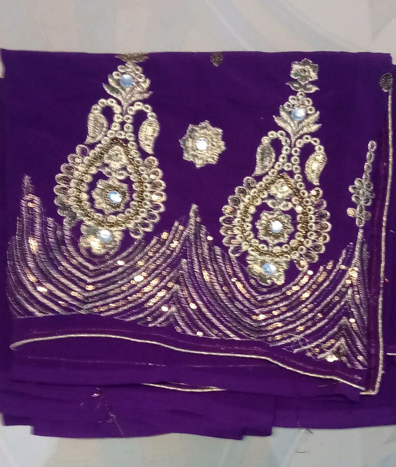 A Beautiful Elegant Chiffon Saree