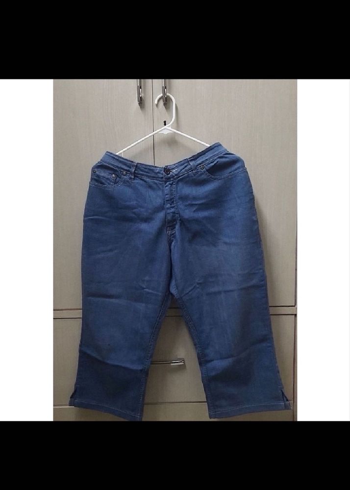 ‼️sale‼️ Kneee Length Shorts For Sell