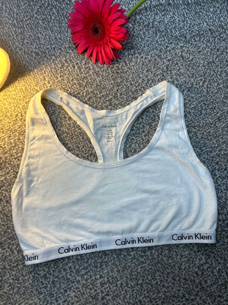 Calvin Klein Bra with penty set