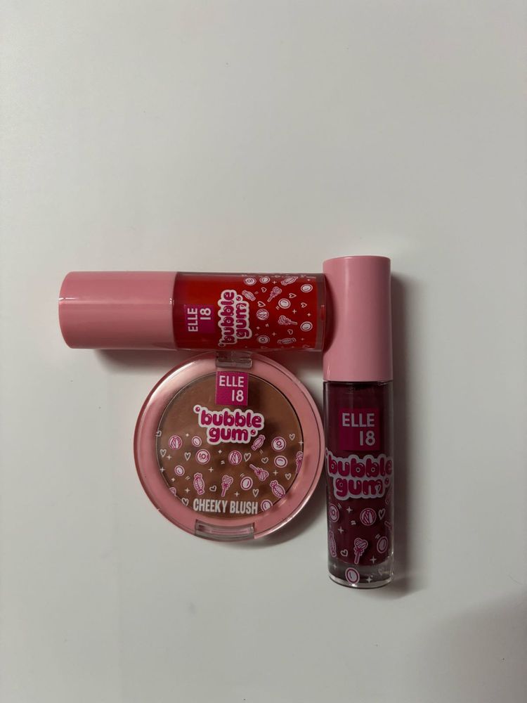Elle 18 Bubble Gum Makeup Set