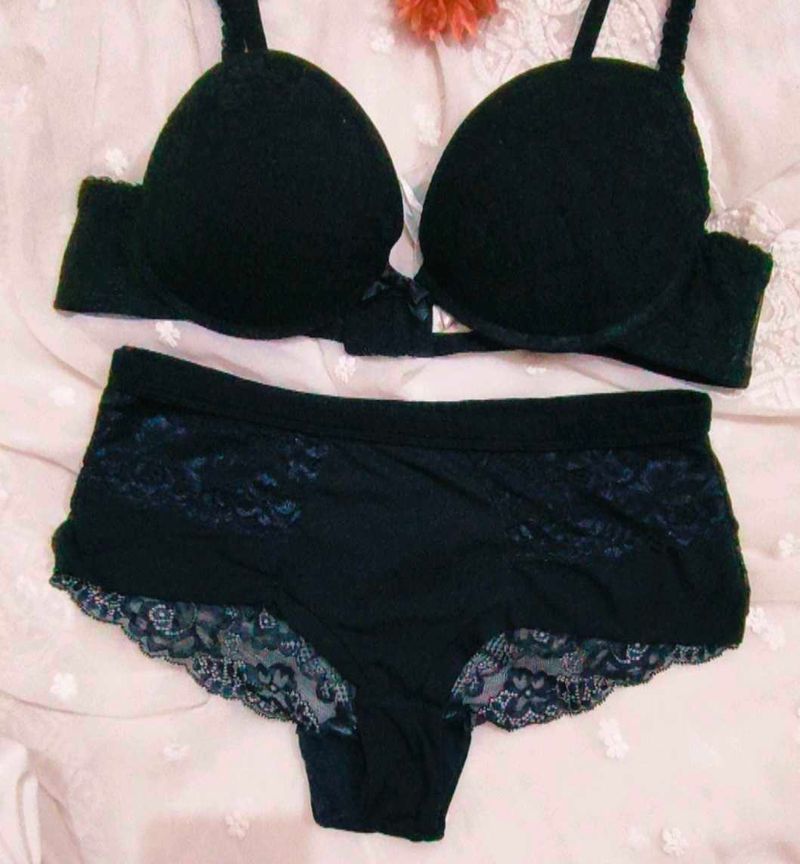 Black Lace Bra &amp; Panty Set