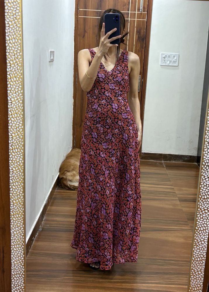 Ditsy Floral Chiffon Scoop Neck Midi Dress