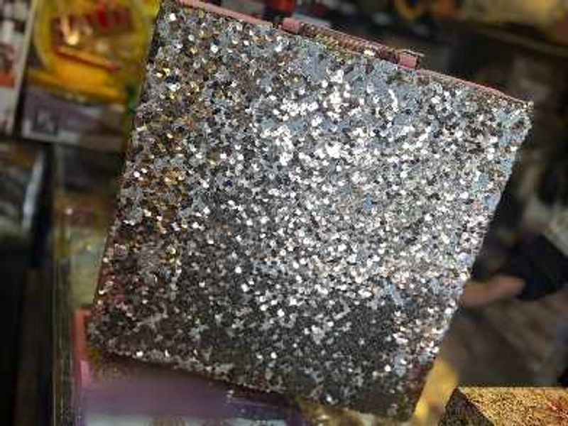 Sparkling Glitter Clutch