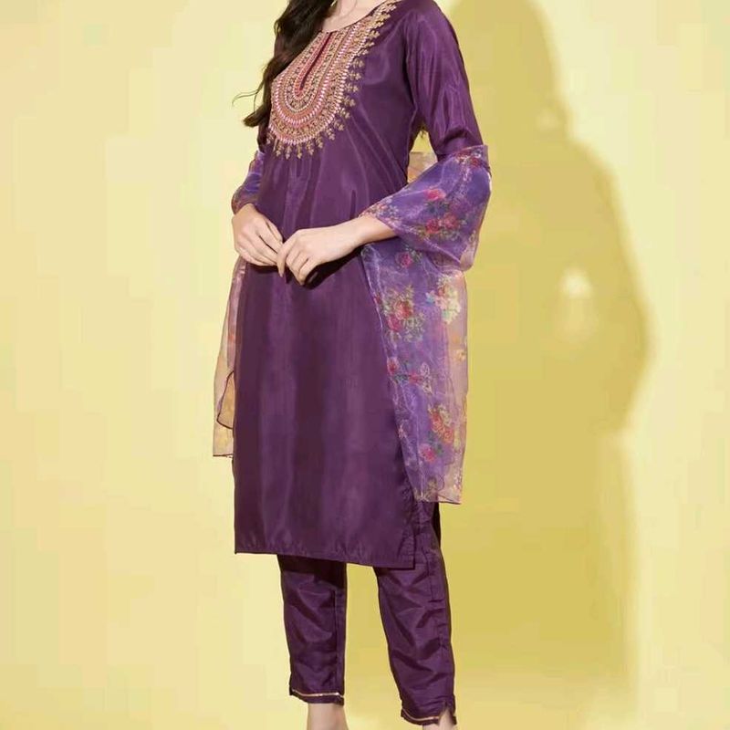 Elegant Purple Embroidered Kurta Set with Dupatta