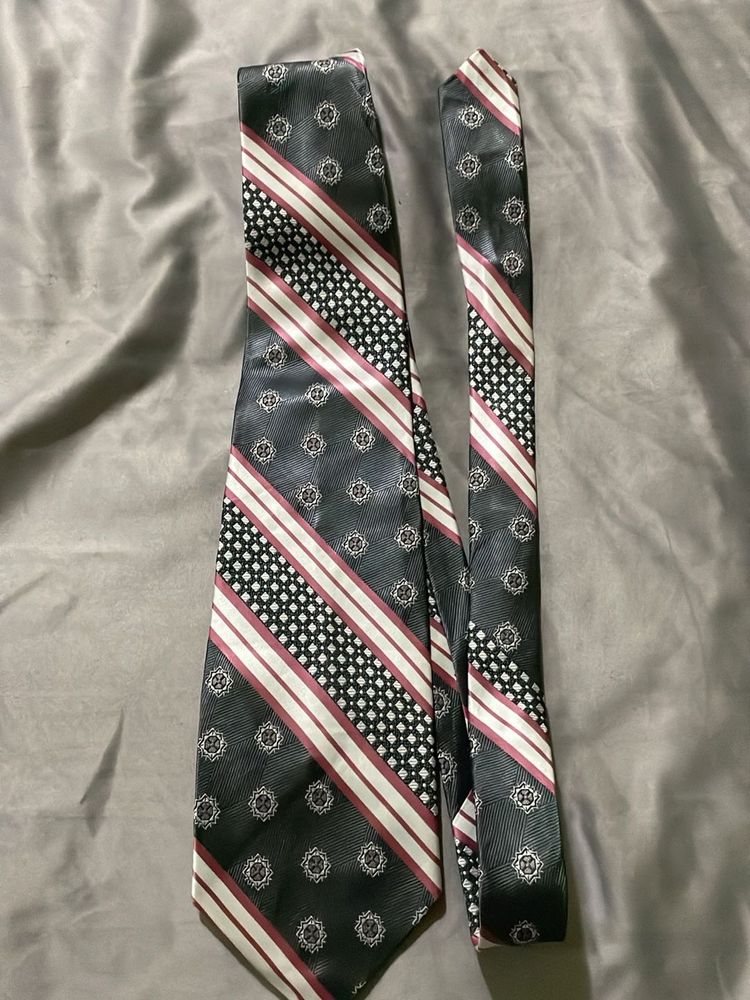 Classic Patterned Men's Tie