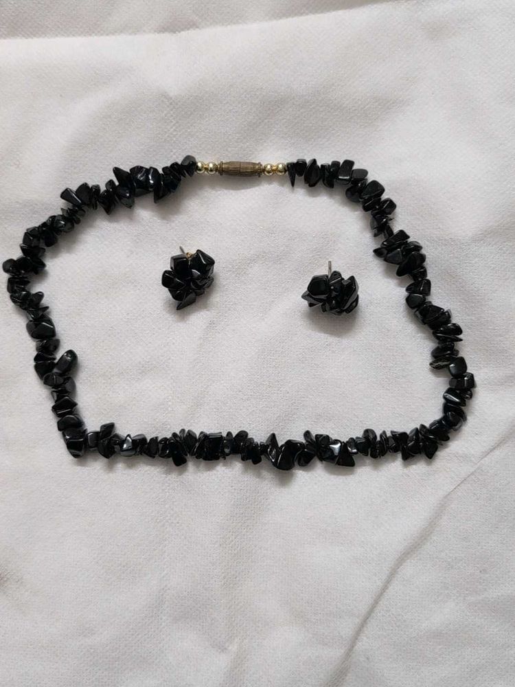 Black Stone Necklace &amp; Earring Set