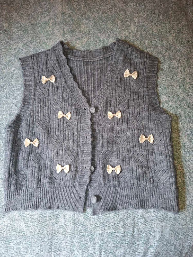 Gray Knit Vest with Bows