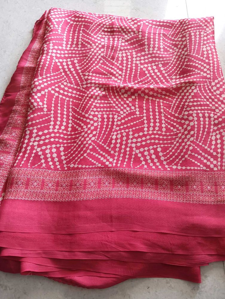 Vibrant Pink Geometric Print Saree
