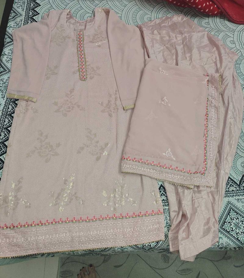 Elegant Pink Kurta Set