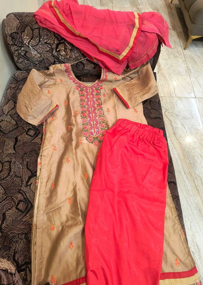 Elegant Indian Suit Set