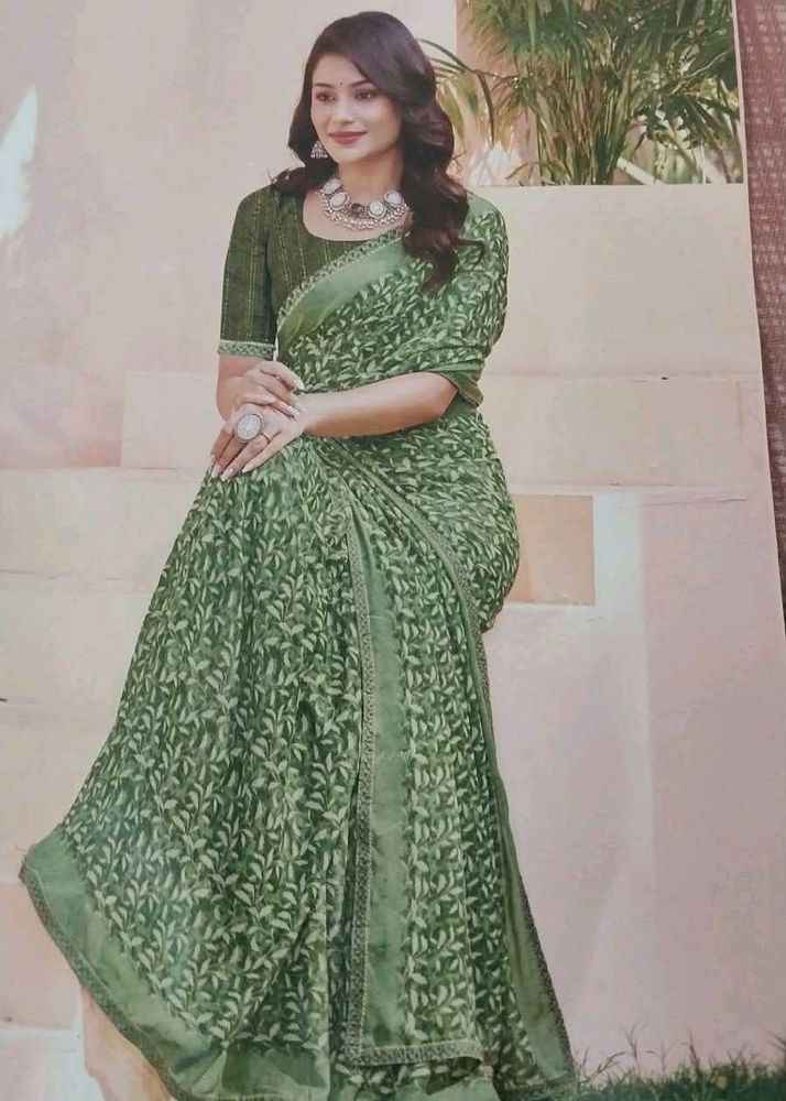 Elegant Green Floral Print Saree