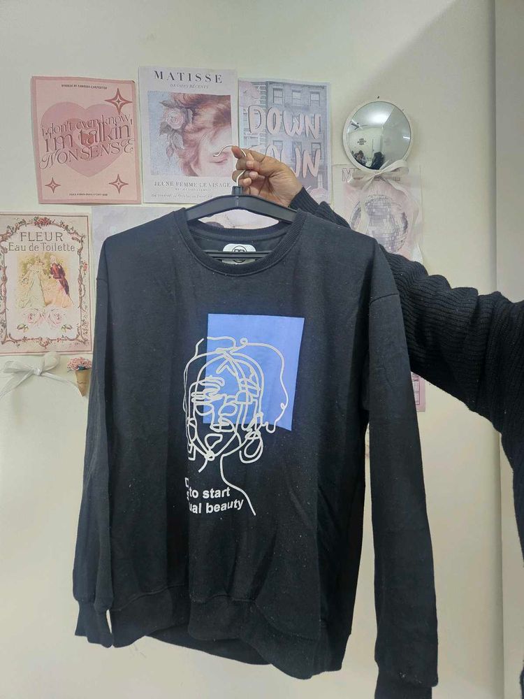 Graphic Print Black Sweatshirt