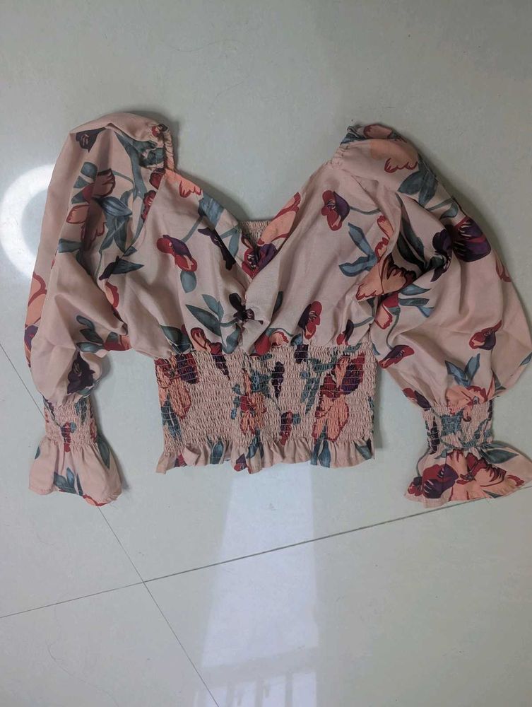 Floral Puff Sleeve Top