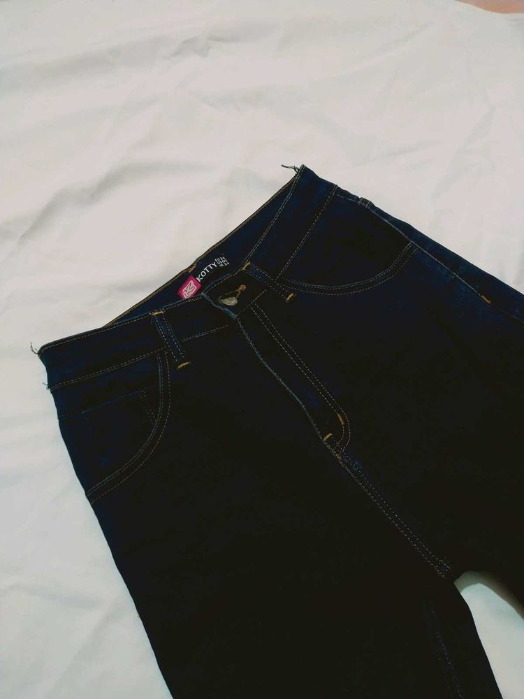 Kotty Women Straight Jeans