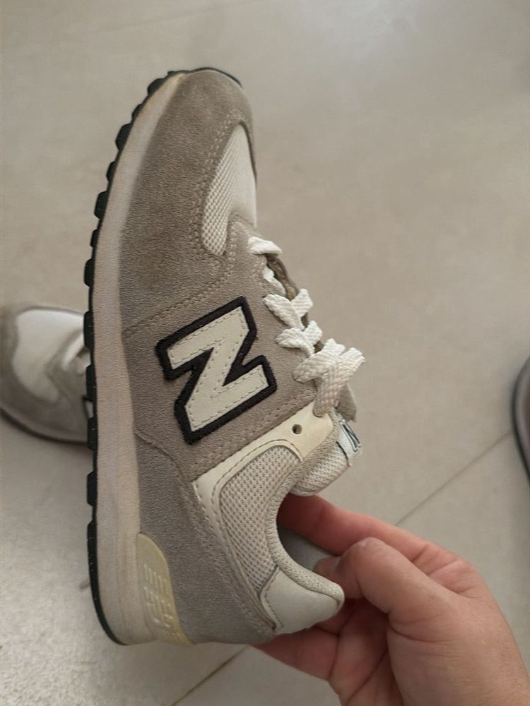 New Balance Sneakers size US 3.5