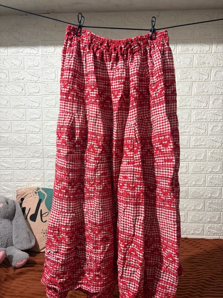 Red &amp; White Gingham Pattern Skirt