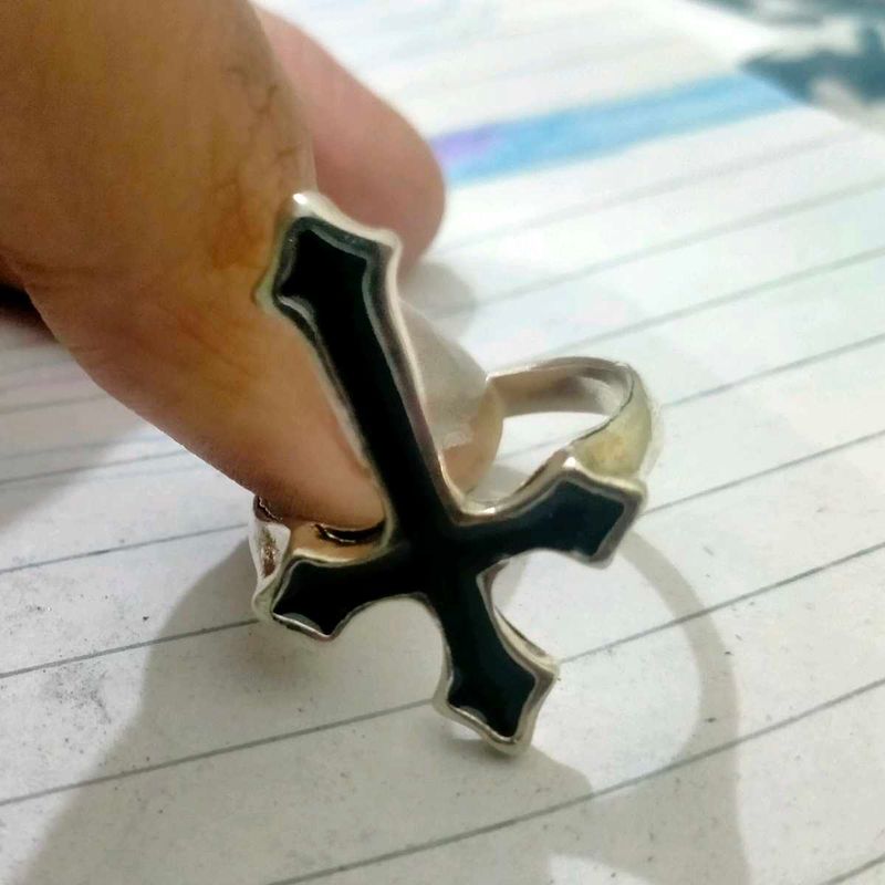 Cross Goth Ring