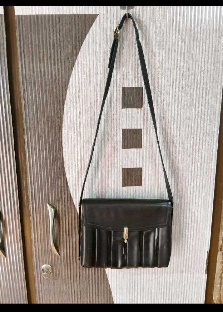 Vintage Black Leather Shoulder Bag