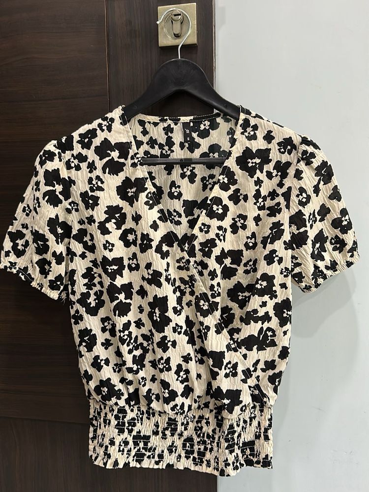 Chic Floral Print Wrap Top