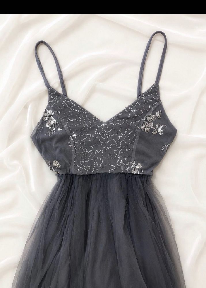 Elegant Grey Tulle Maxi Dress