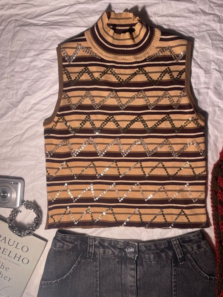 Sparkly Striped Turtleneck Sleeveless Top