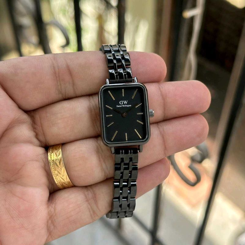 Daniel Wellington  Model - QUADRO PRESSED UNITONE