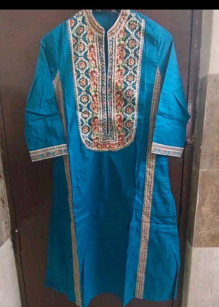 Embroidered Teal Kurta