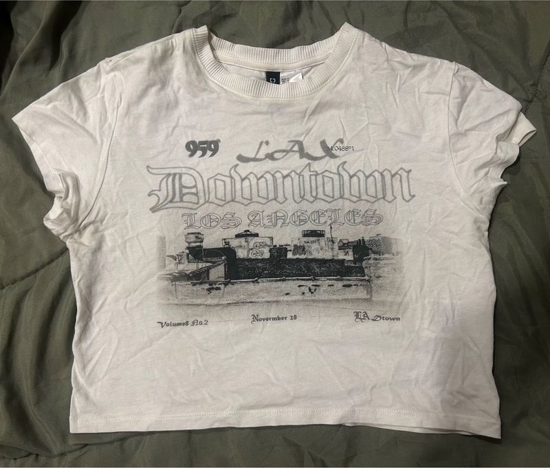 H&amp;M Graphic Y2K Crop Top