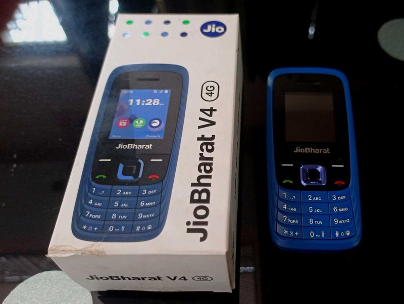 JioBharat V4 4G Mobile Phone