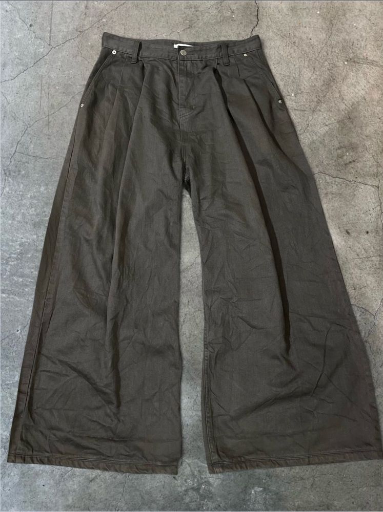 Pleated Denim Wide Leg Pants