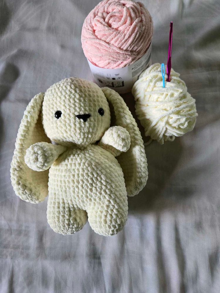 crochet bunny plushy