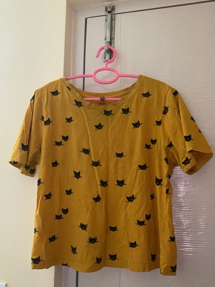 Cute Mustard Cat Print T-Shirt