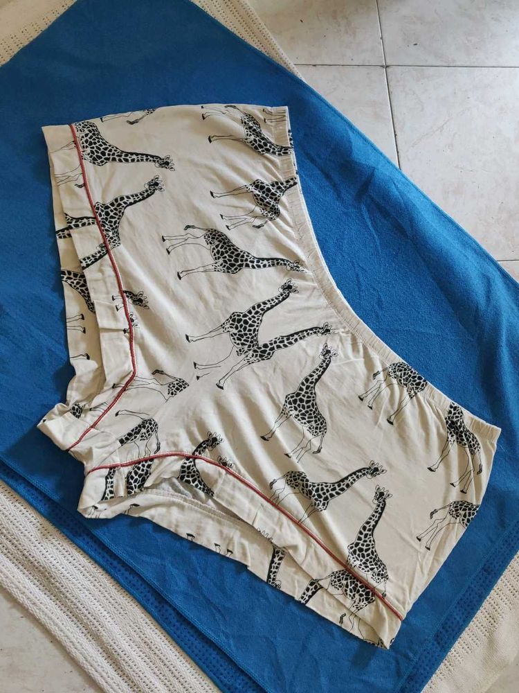 Cute Giraffe Print Pajama Shorts