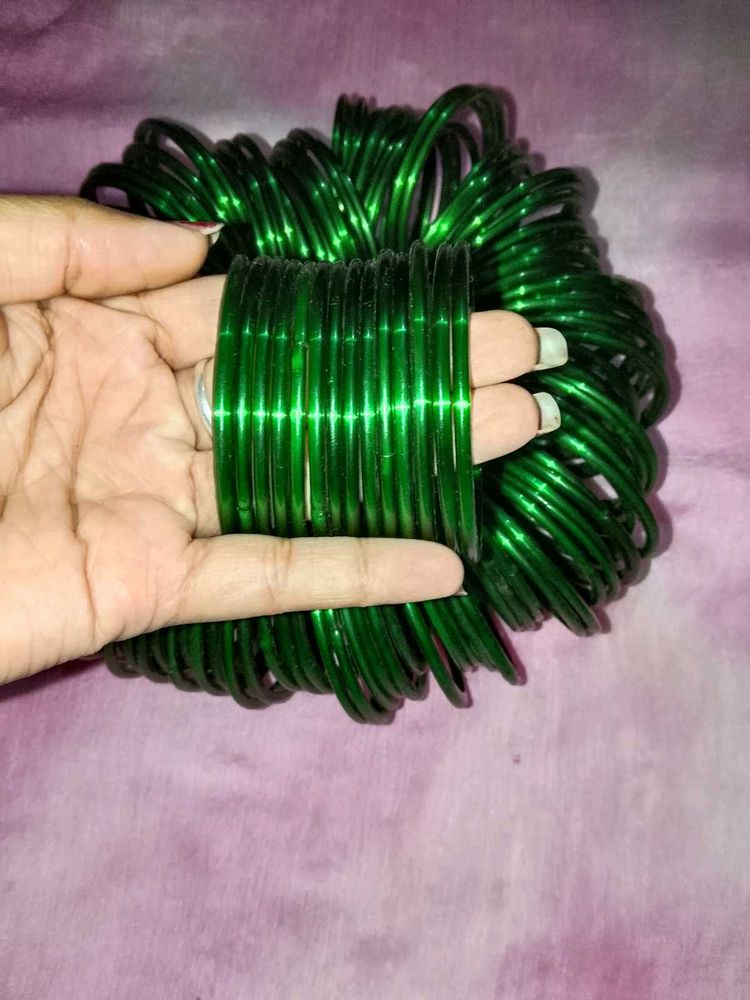 Elegant Green Glass Bangles