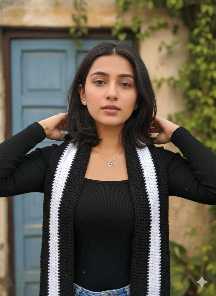 Black &amp; White handmade Crochet Scarf