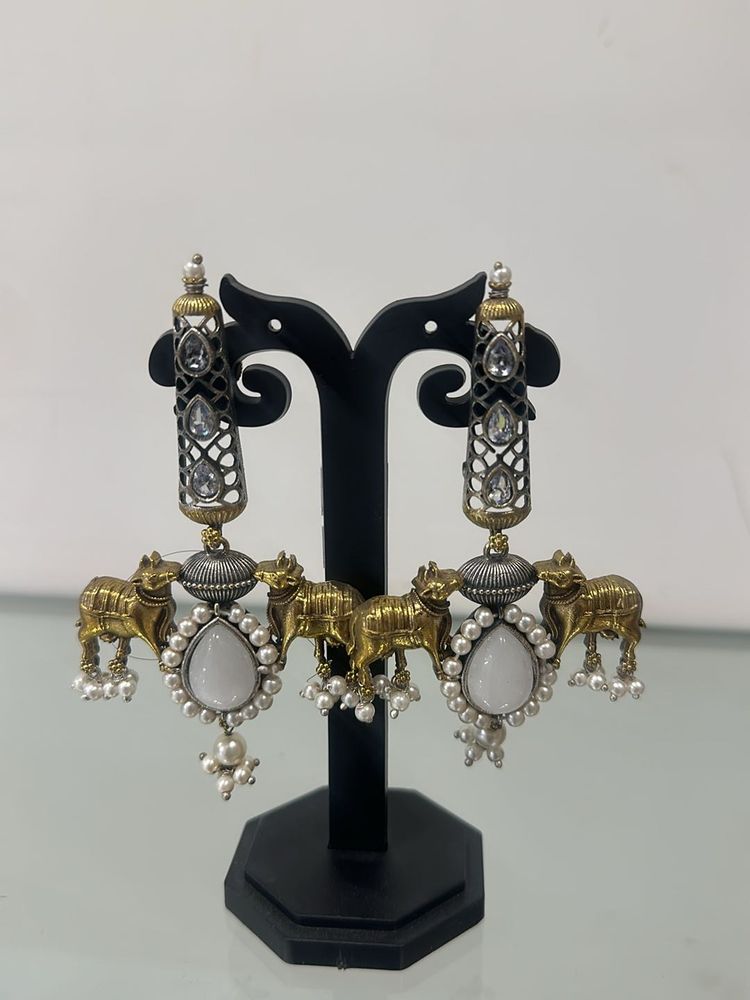 Traditional Errings