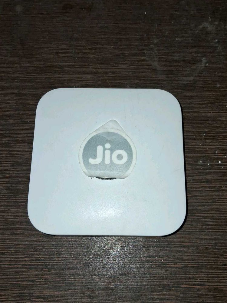 Jio WiFi Hotspot Device of 1