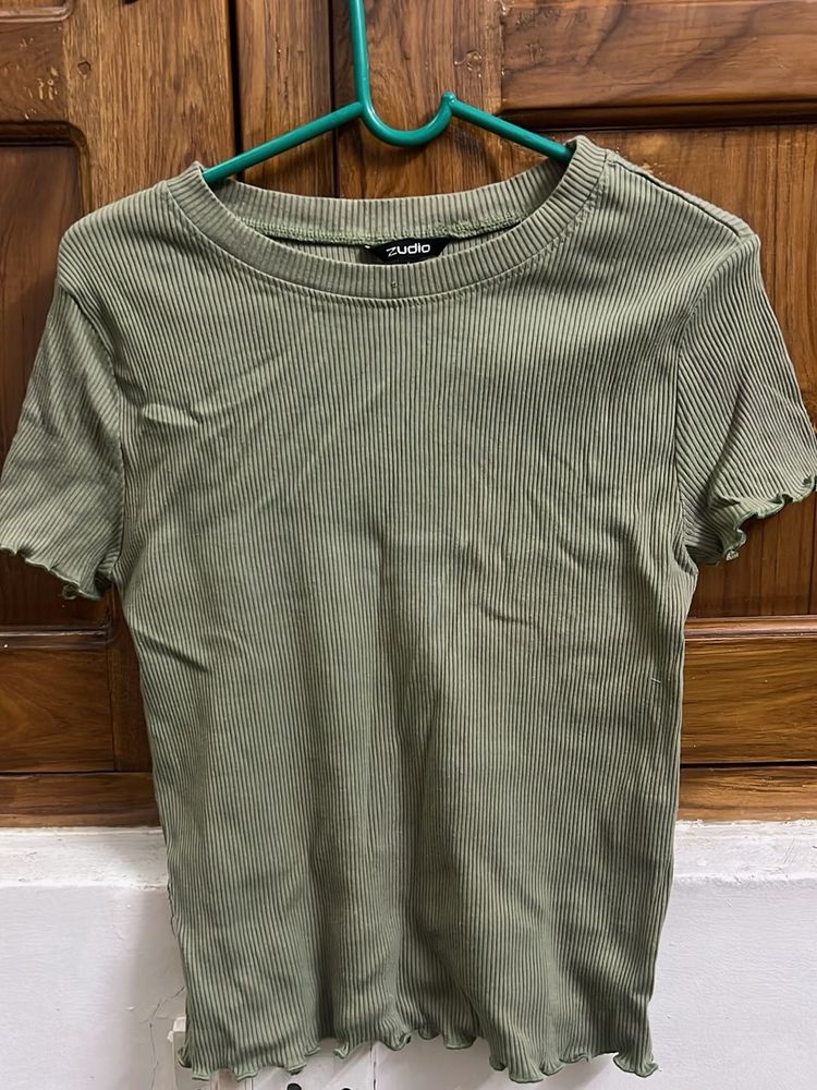 Ribbed Lettuce Hem Top