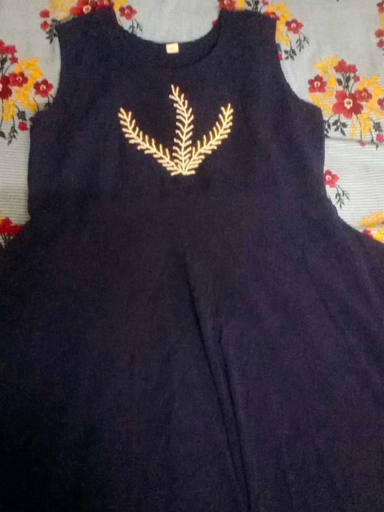 Navy Embroidered Sleeveless Dress With Shirak