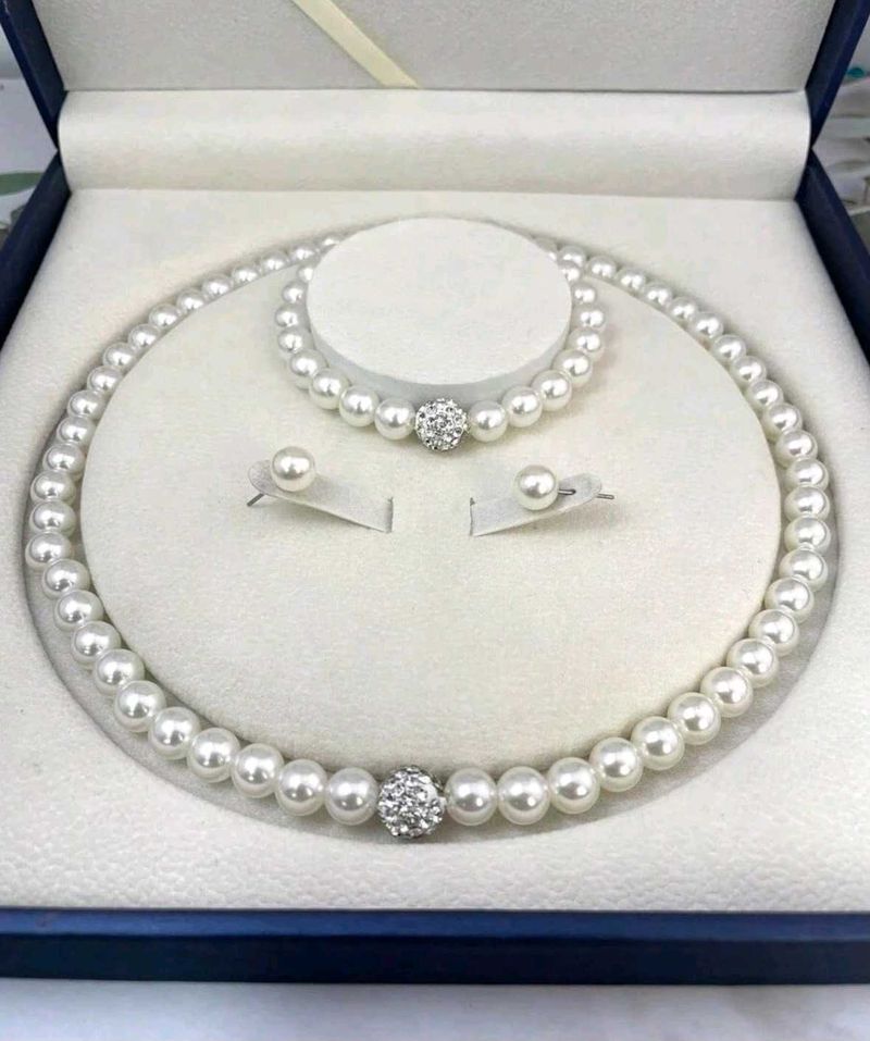 Pearl Necklace and Bracelet Set with Earrings