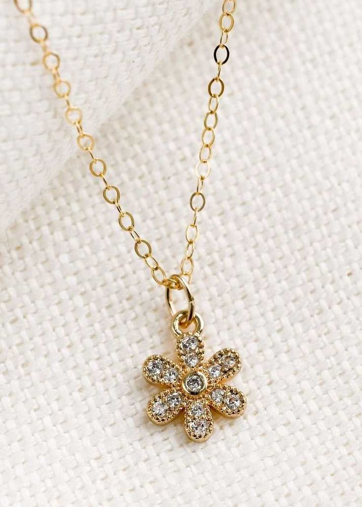 Flower Pendant Necklace