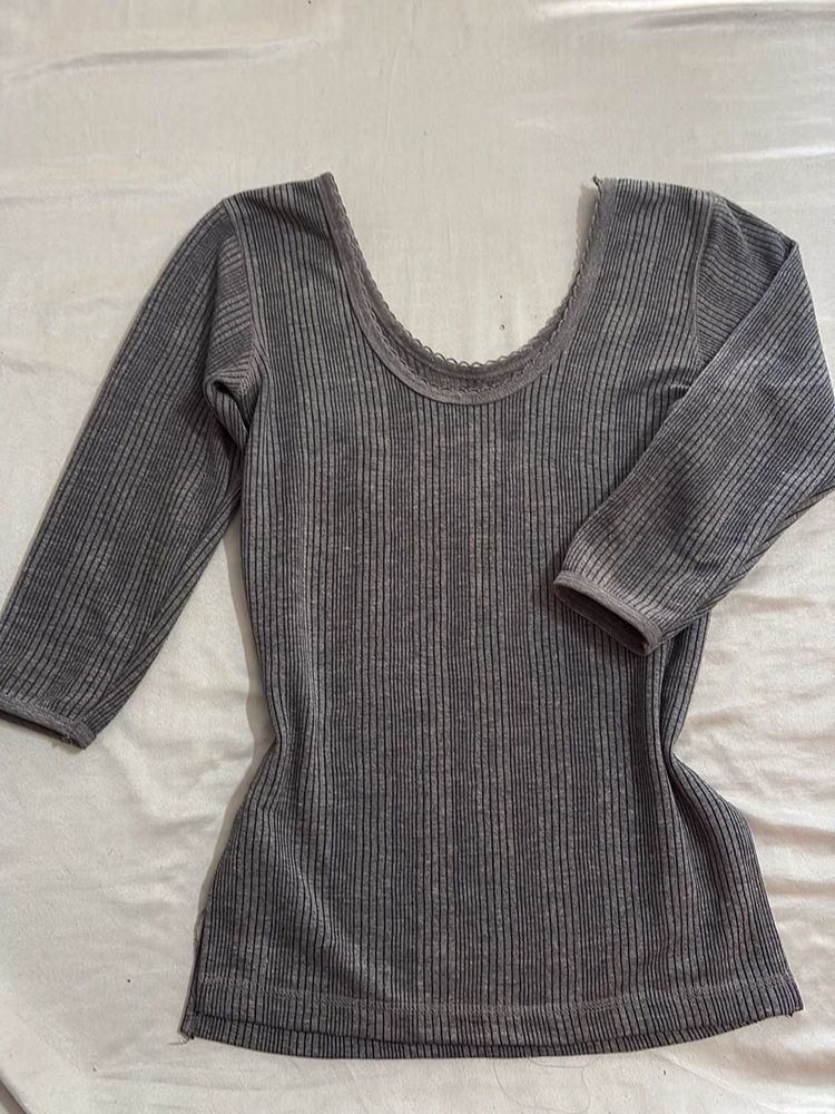 Gray Thermal Top - Quarter Sleeve