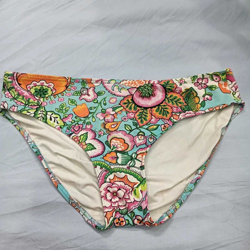 Vibrant 😍Floral Bikini Bottoms