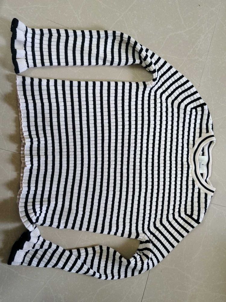 Striped Knit Sweater unisex