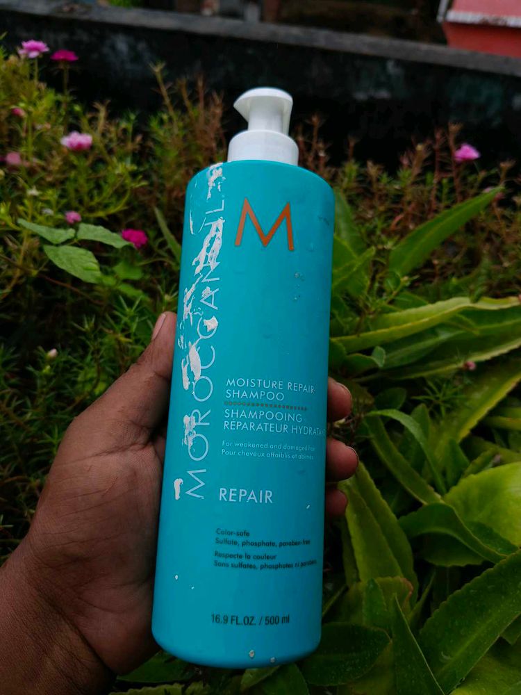 Moroccanoil Moisture Repair Shampoo