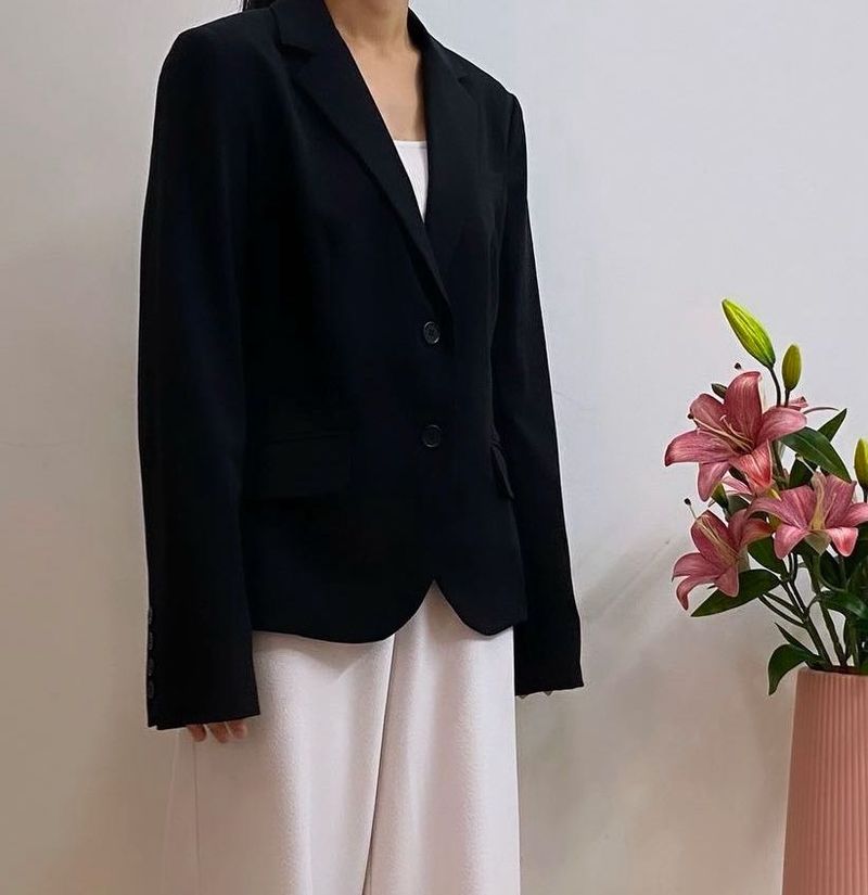 Black Blazer