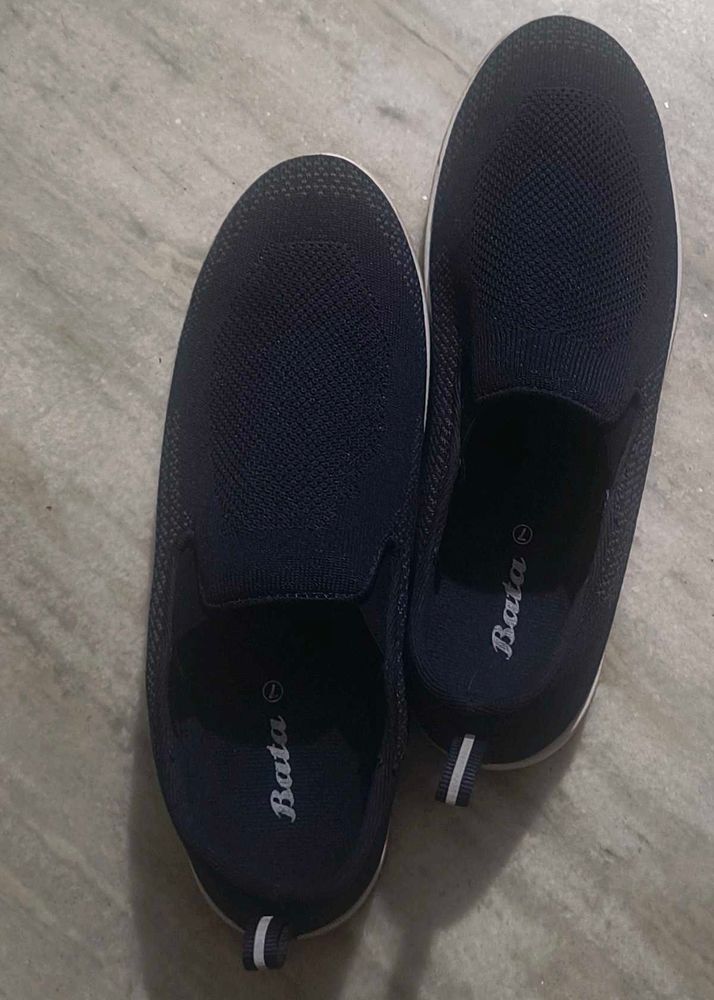 Bata Women's Navy Blue Slip-On Sneakers